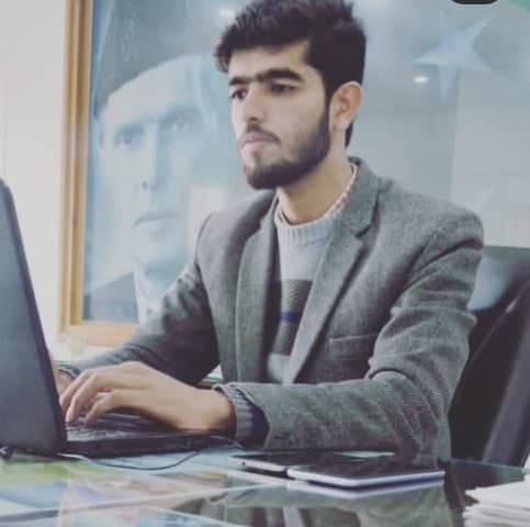 Noman Kashif, Full Stack Developer at CodesWave